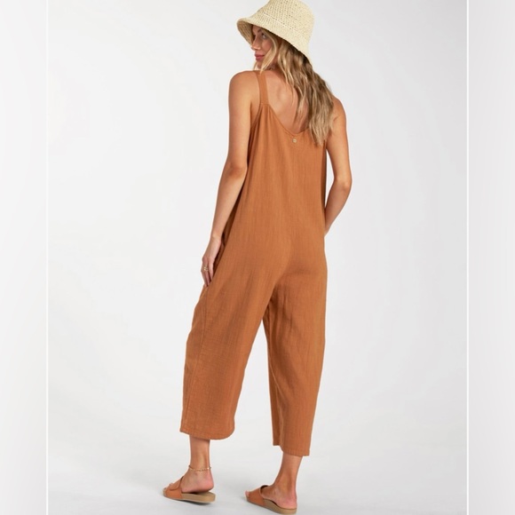 Billabong Daydream Button Front Jumpsuit in Rust NWOT - Picture 3 of 16